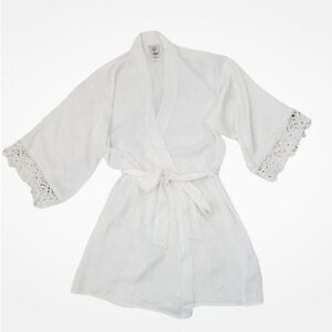 In Bloom By Jonquil White Satin & Lace Soft Short Robe Kimono Bridal Boho XS/S